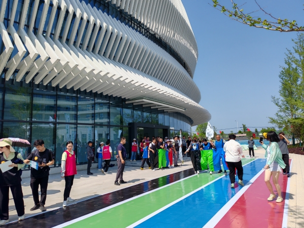 武漢市垃圾分類挑戰賽暨“美麗武漢城管行”走進千子山循環產業園活動順利舉辦-附圖3.jpg 武漢市垃圾分類挑戰賽暨“美麗武漢城管行”走進千子山循環產業園活動順利舉辦-附圖3.jpg