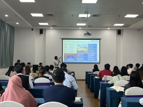 印尼公司赴國內(nèi)開展在華印尼籍留學(xué)生招聘工作2.jpg 印尼公司赴國內(nèi)開展在華印尼籍留學(xué)生招聘工作2.jpg